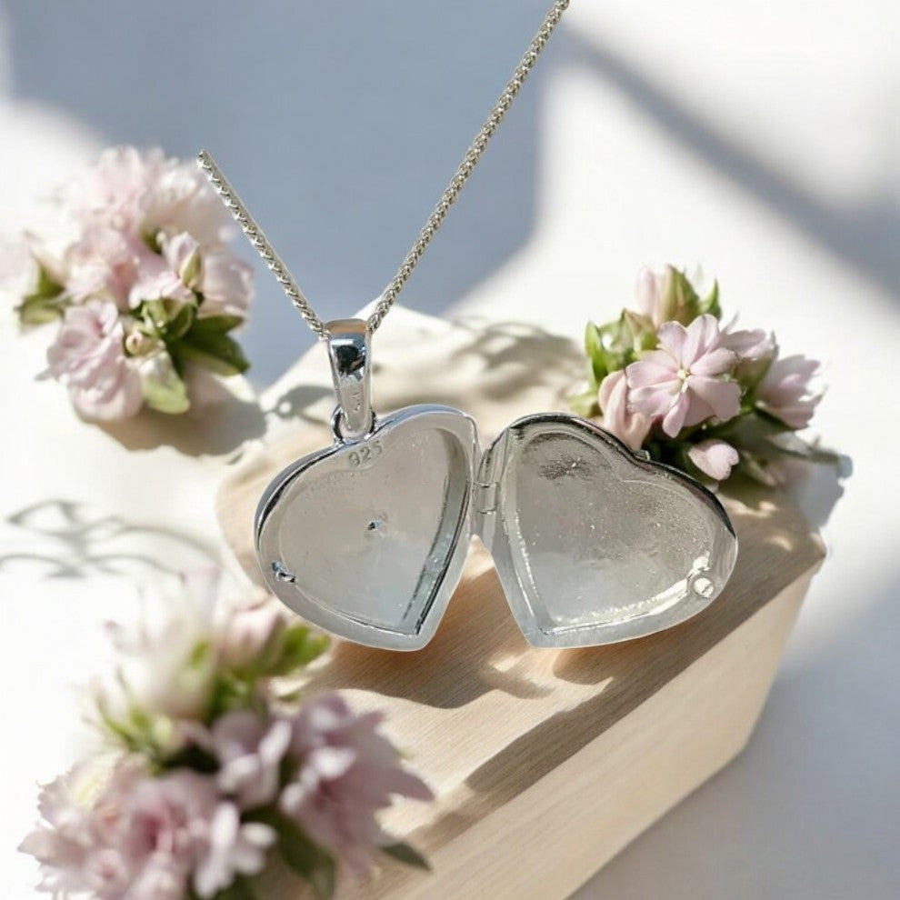 Stunning Solid 925 Silver Heart Locket