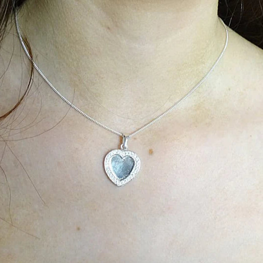 Fantastic Solid silver heart pendant with CZ surround