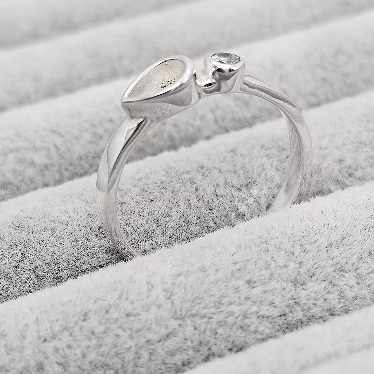 Cassiel Ring