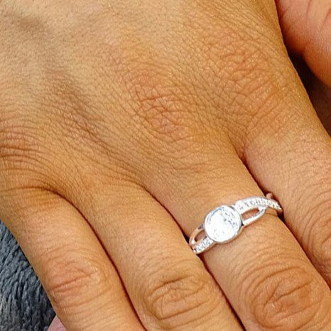 Solid 925 Silver Entwined Ring With CZ