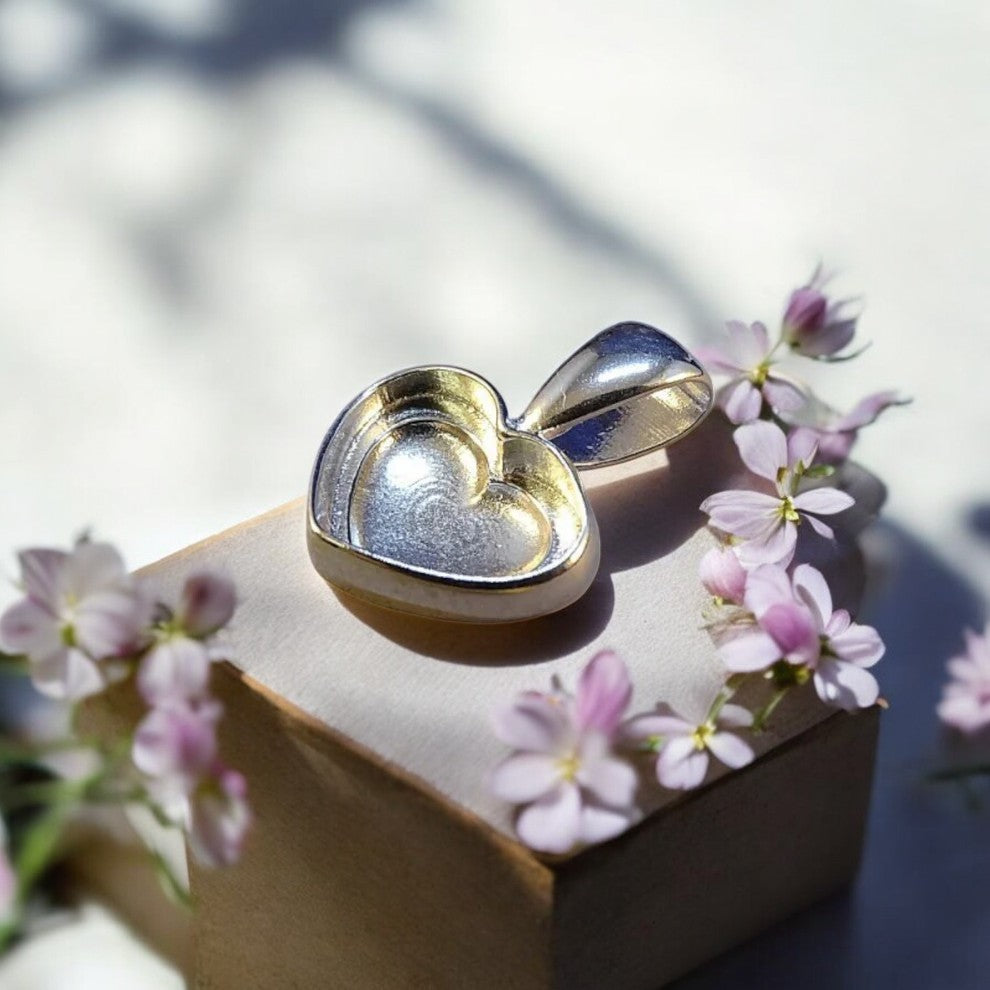 Heart pendant crafted in quality silver 925