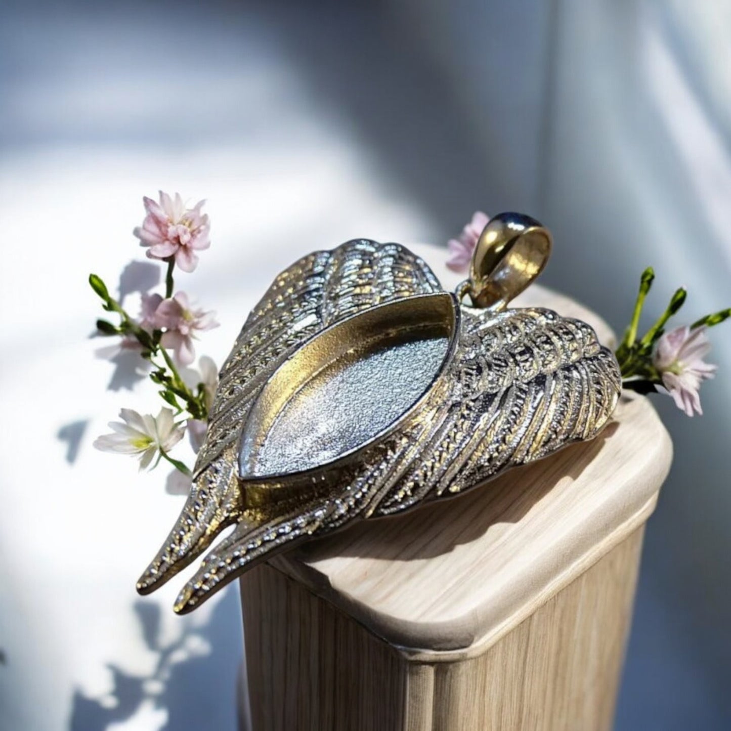 Elegant Silver Angel Wings Pendant