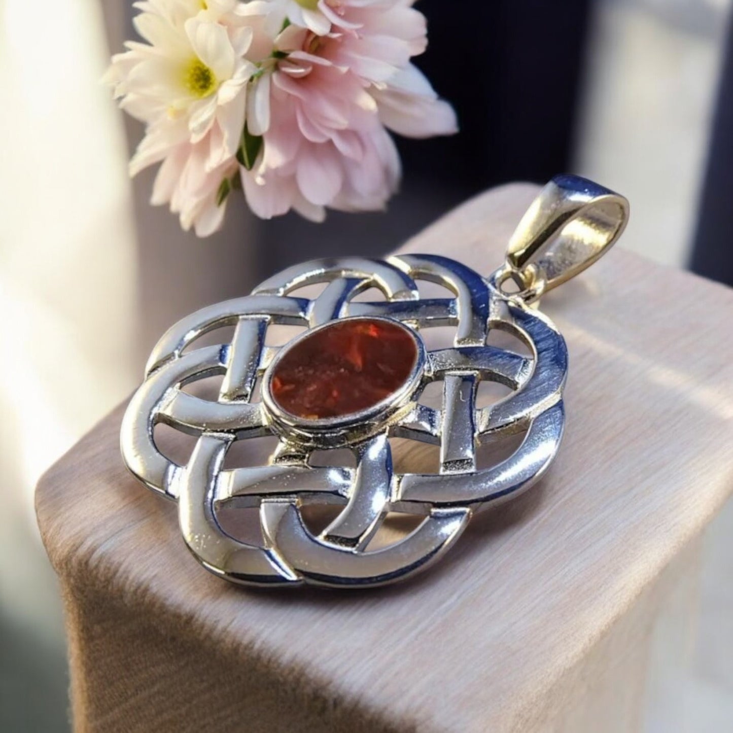 Solid Silver Celtic knot design pendant