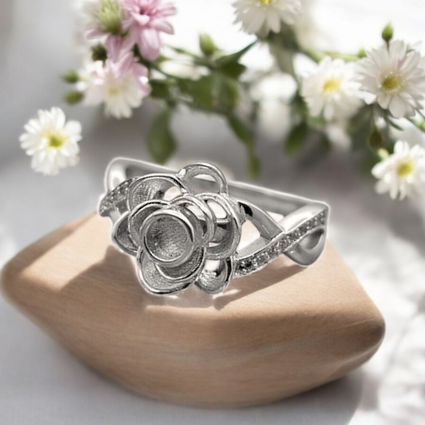 ***NEW*** 925 Silver Rose Ring