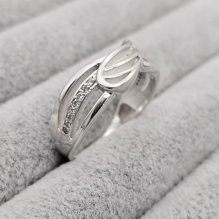 Angelica Ring