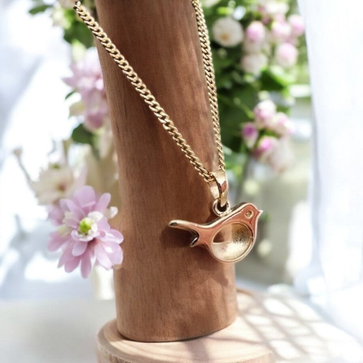 9K Gold Robin pendant