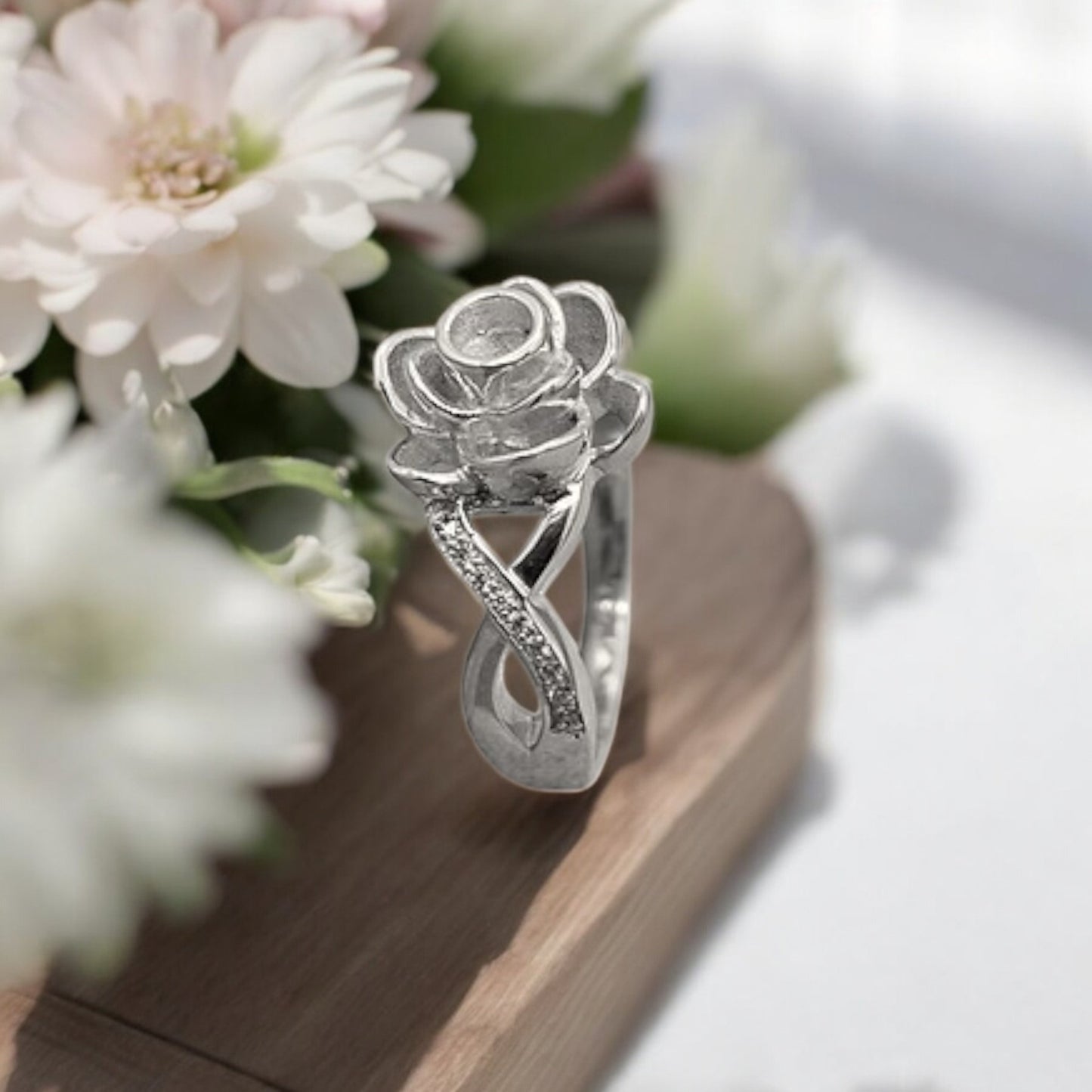 ***NEW*** 925 Silver Rose Ring