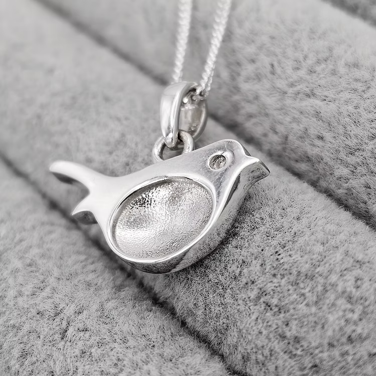 'Robin' Pendant