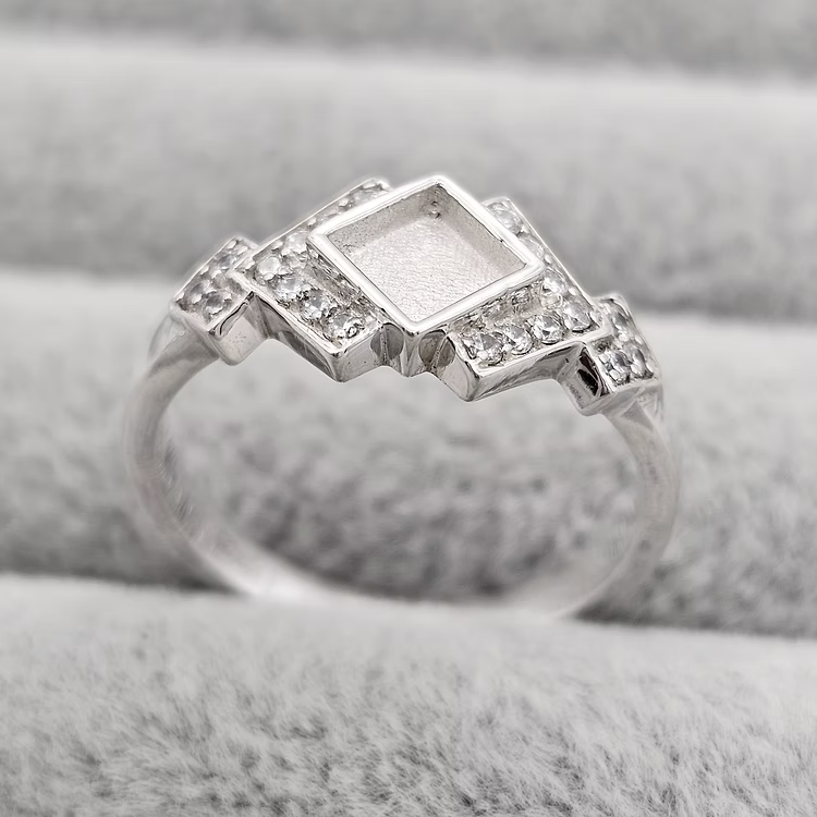Michaela Ring