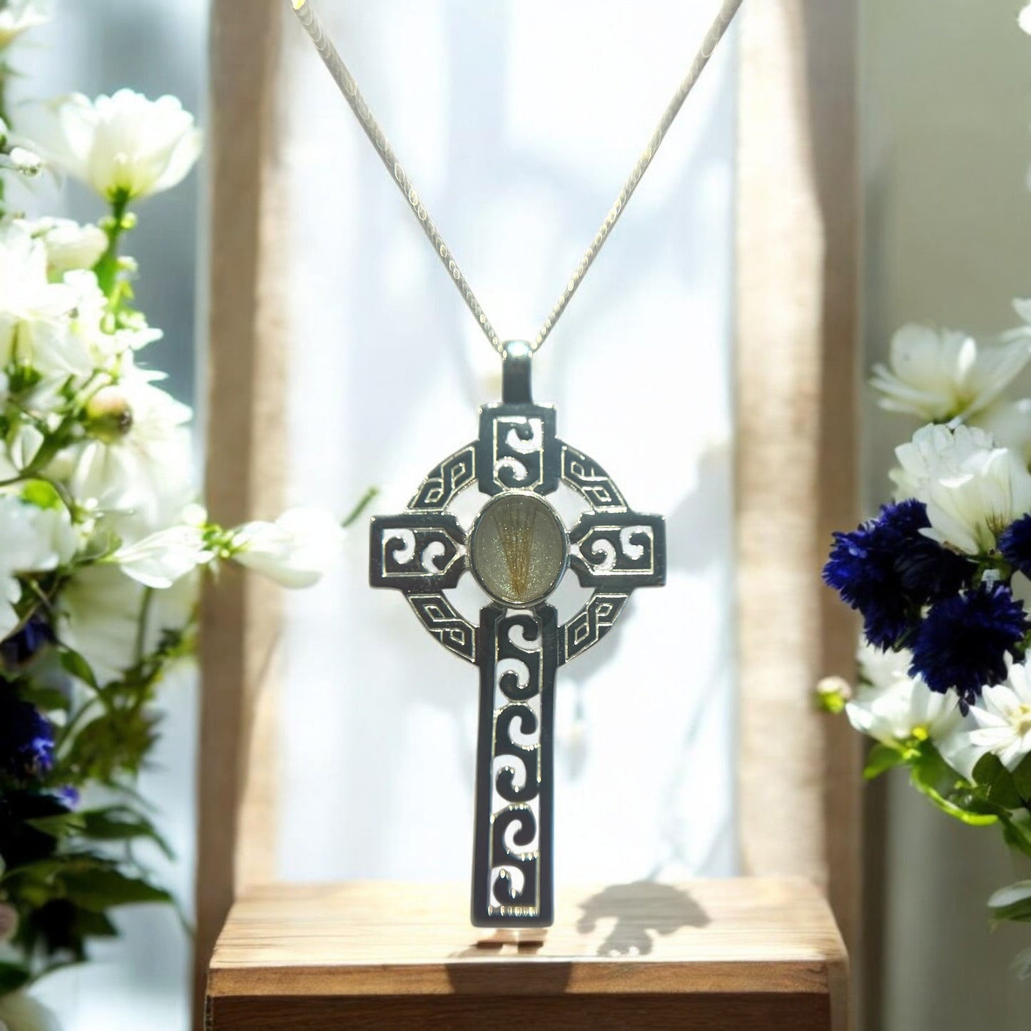 Striking Solid 925 Silver Celtic Cross
