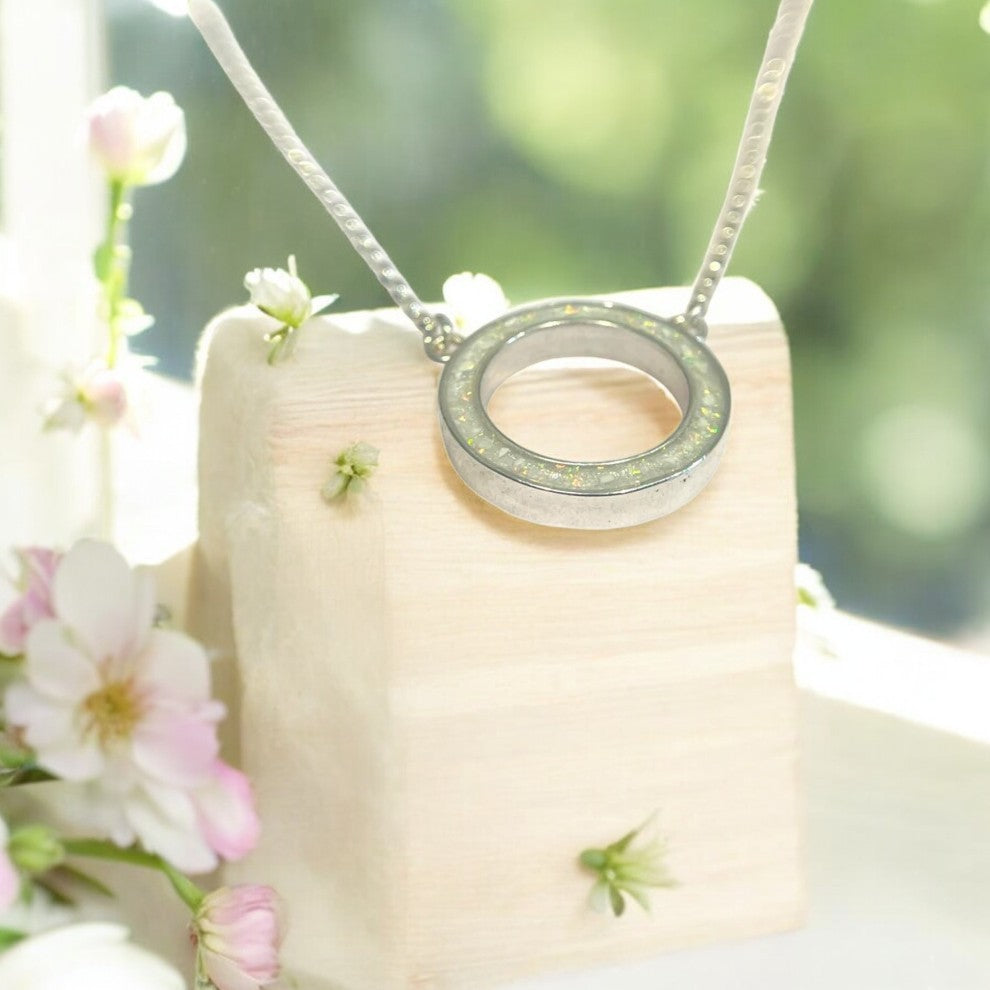 Gorgeous Solid Silver Circle of Life Pendant