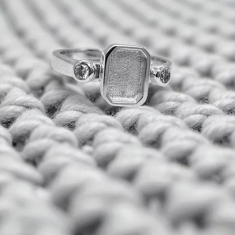 Silver Emerald cut ashes/hair memory ring, handcrafted in Lancashire, UK