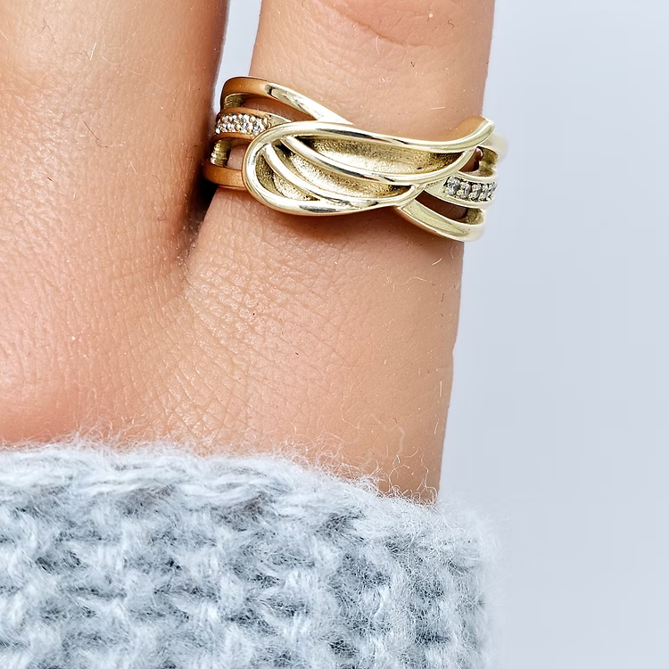9ct Gold Angel Wing Ring ***MADE TO ORDER***