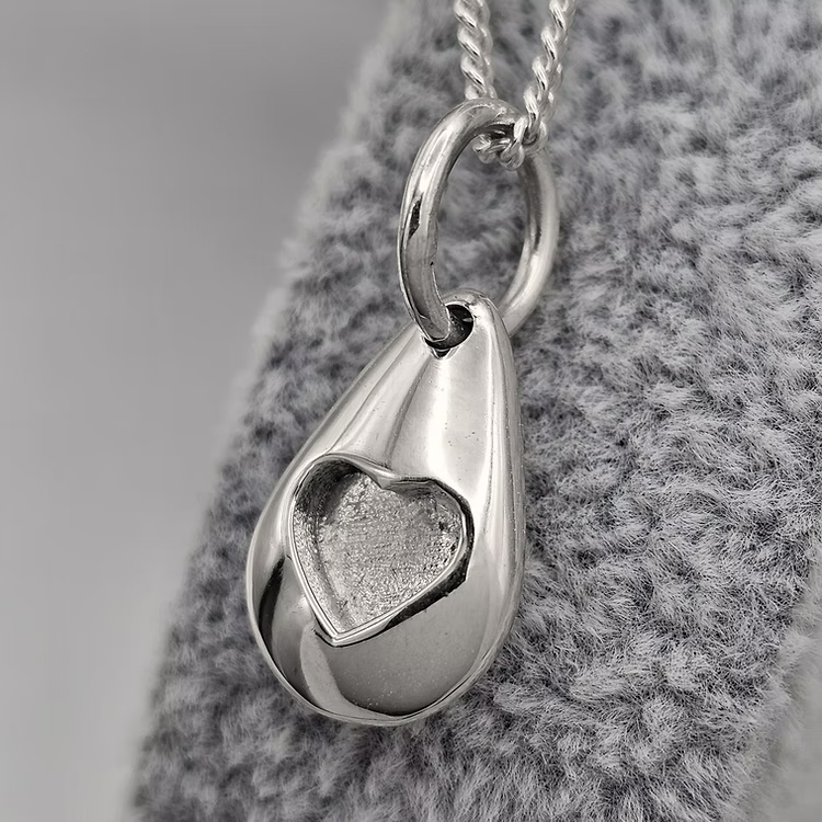 Gacrux Pendant