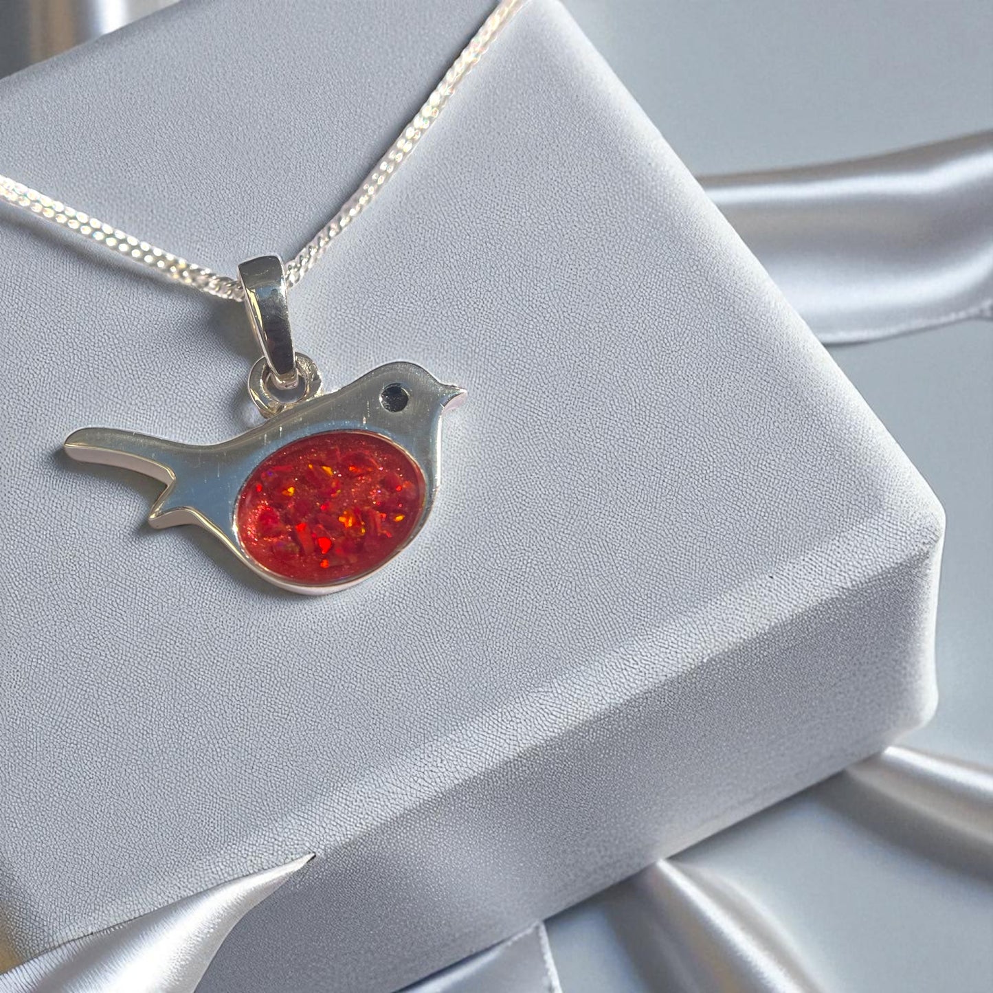 Silver Robin memorial pendant, handcrafted in Lancashire, UK