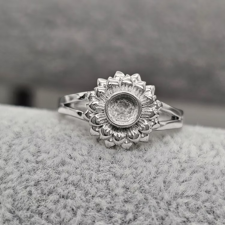 Flora Ring
