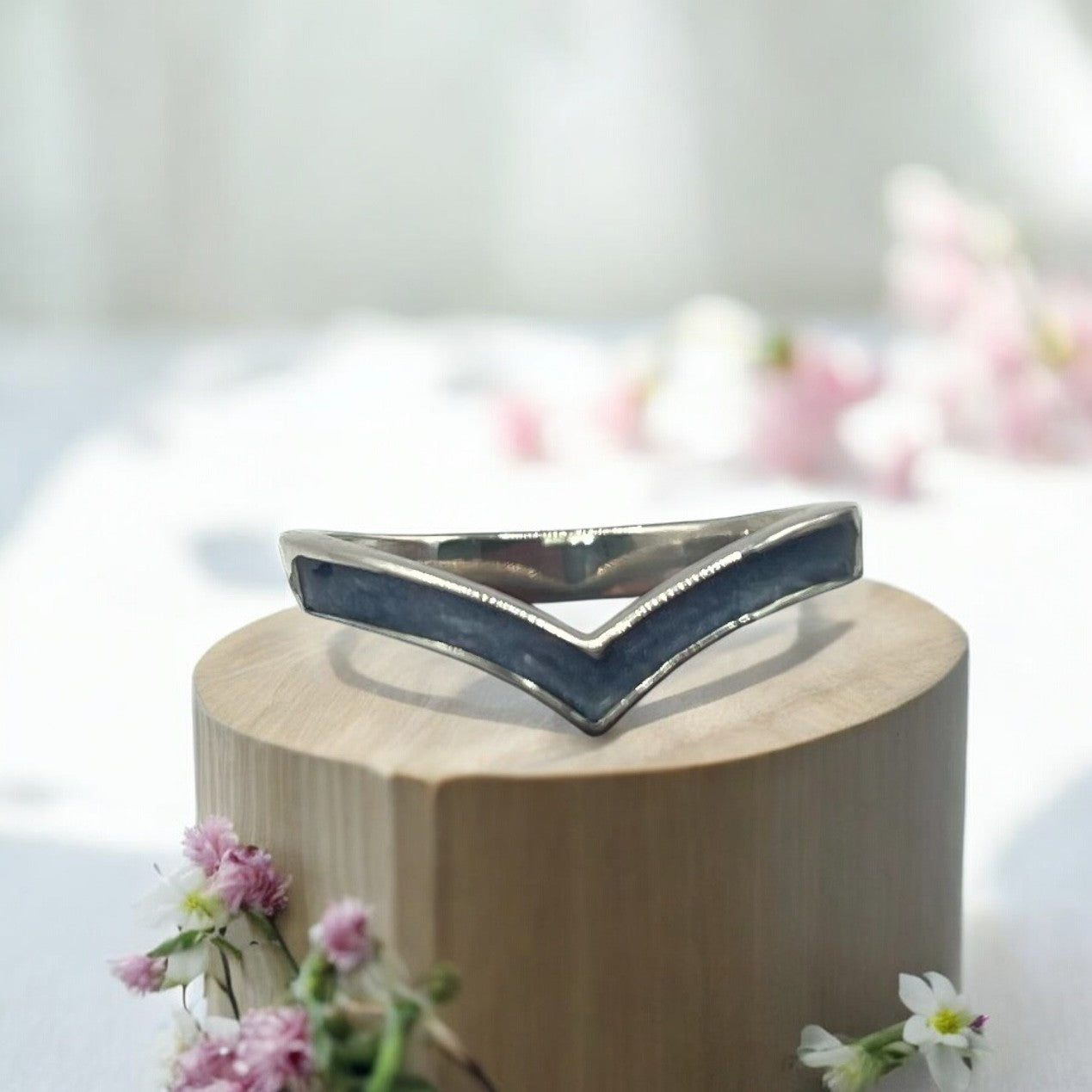 Classic Wishbone Ring in solid 925 Silver