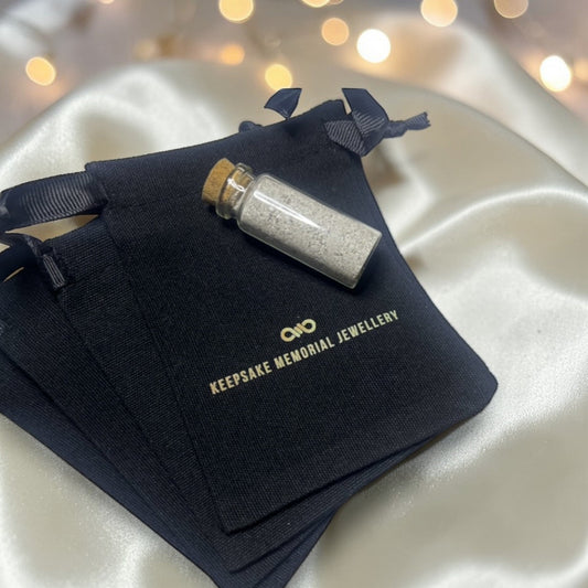 What is Cremation Jewellery and How Does It Work?