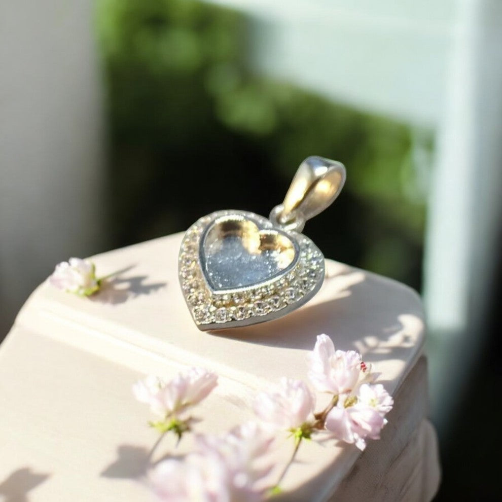 Stunning Silver Heart Pendant With CZ