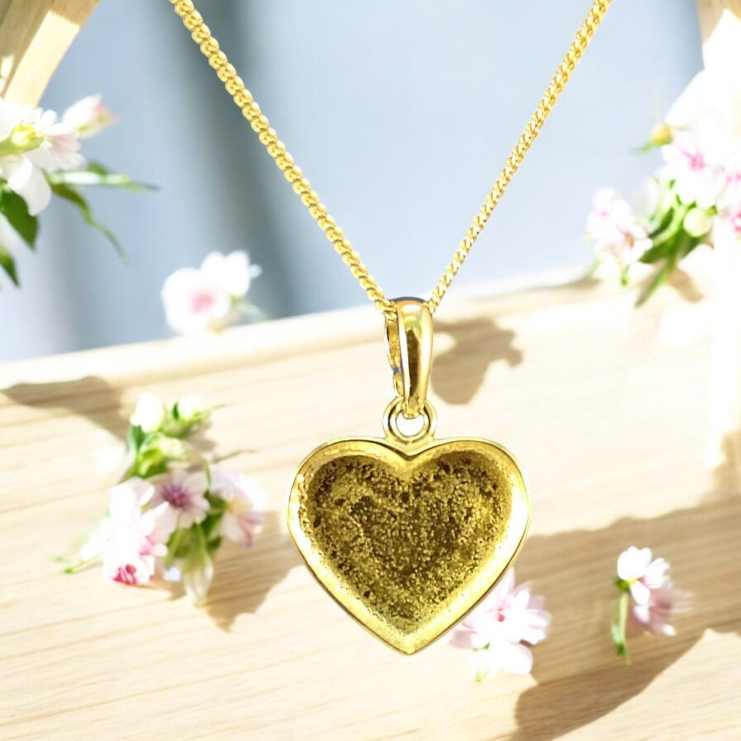 Solid 9ct Gold Heart Pendant
