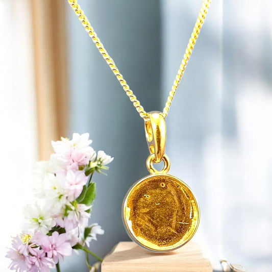 Solid 9ct Gold Round Pendant