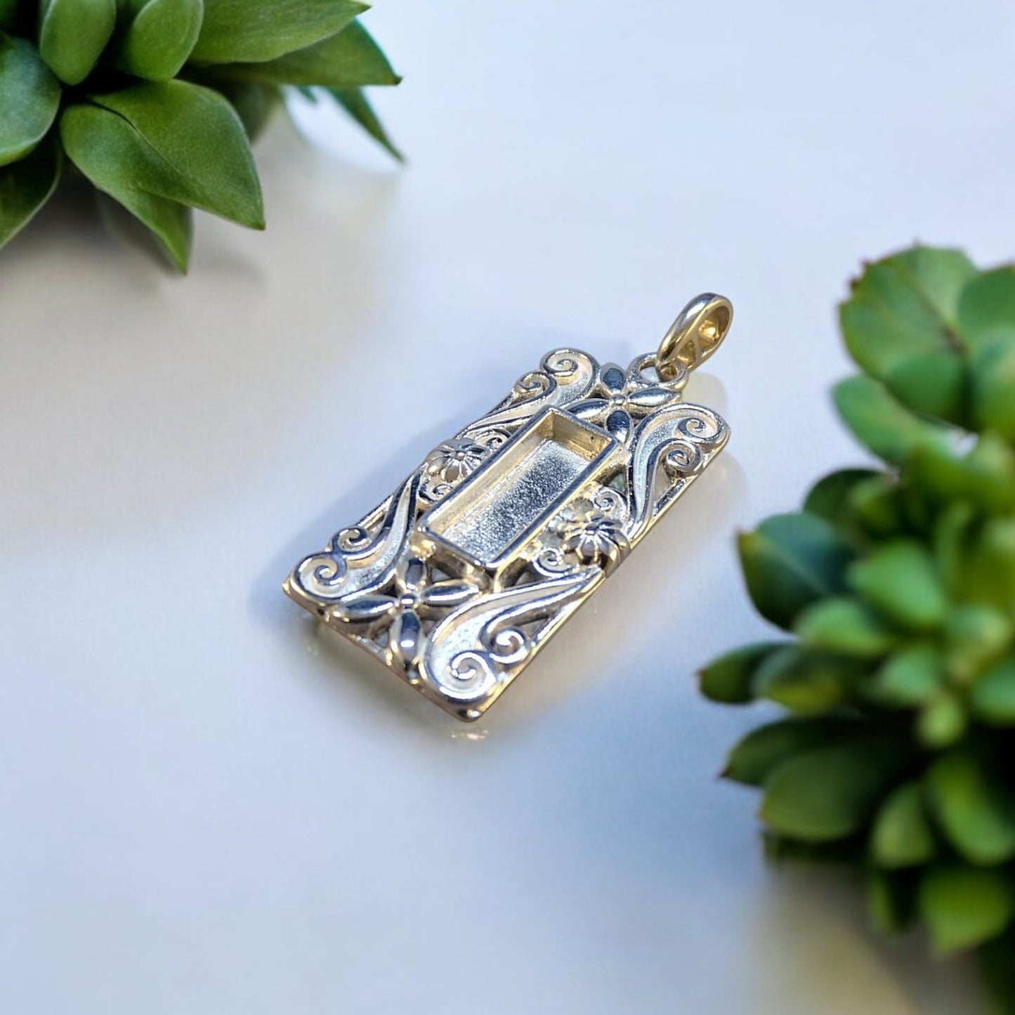 Striking Solid 925 silver fancy oblong embossed pendant