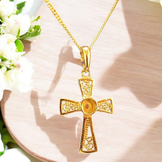 9ct Gold fillagree Style Cross