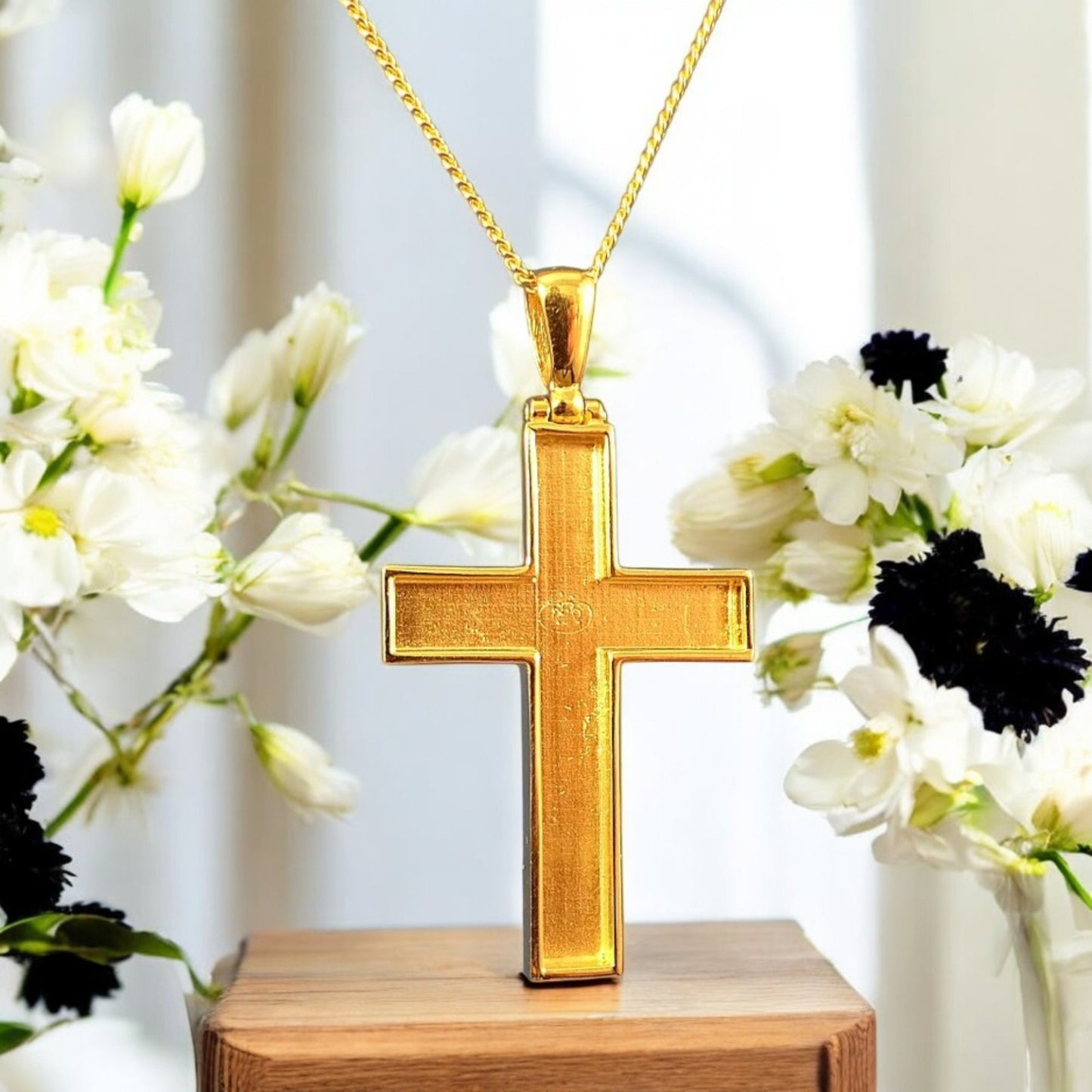 Solid 9ct Gold Heavy Open Cross