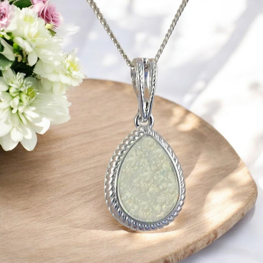 Solid Silver Rope Edge Tear Drop Pendant
