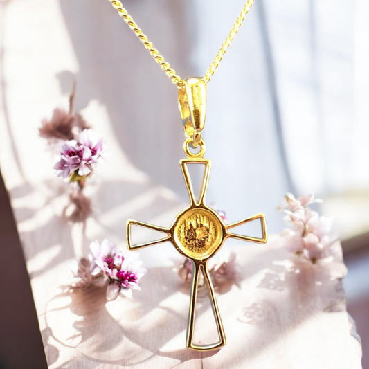 9ct Gold Open Cross