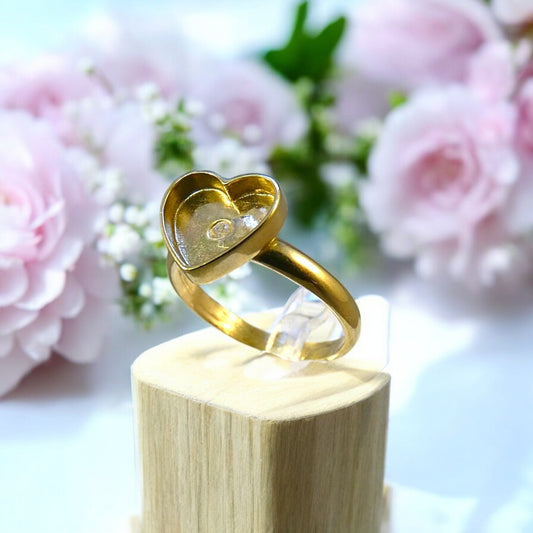 Solid 9ct Gold Heart Ring