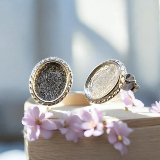 Oval Solid Back Rope Edge Silver Earrings