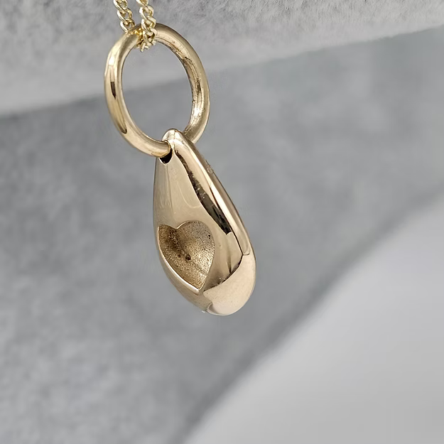 9ct gold 3D Pebble Pendant  **MADE TO ORDER**
