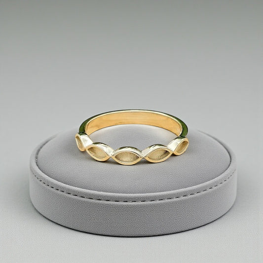 9ct gold ashes memorial ring, handcrafted in Lancashire, UK