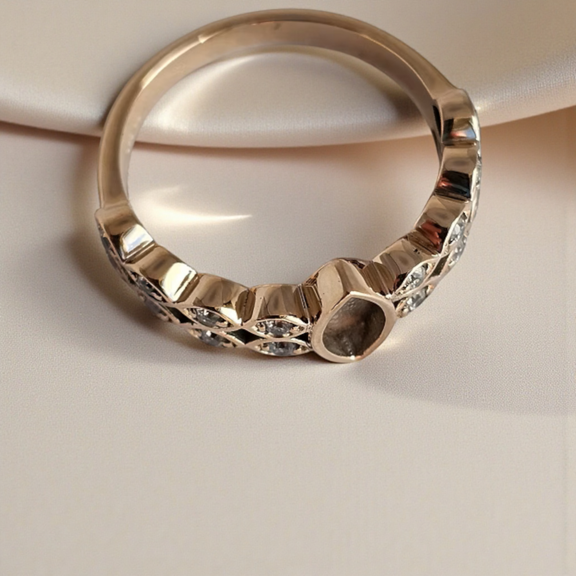 9ct gold ashes memorial ring, handcrafted in lancashire, uk