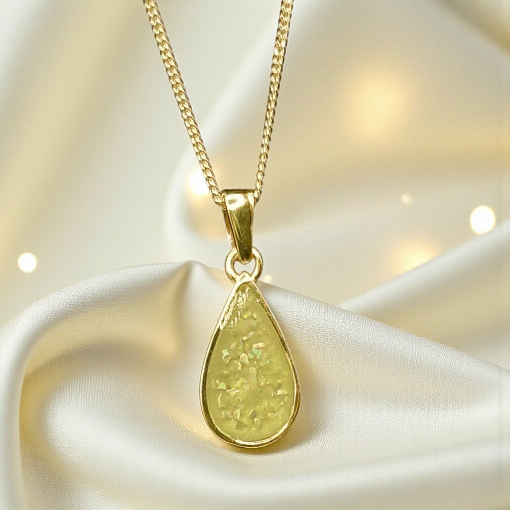 9ct gold teardrop pendant, handcrafted in lancashire, uk