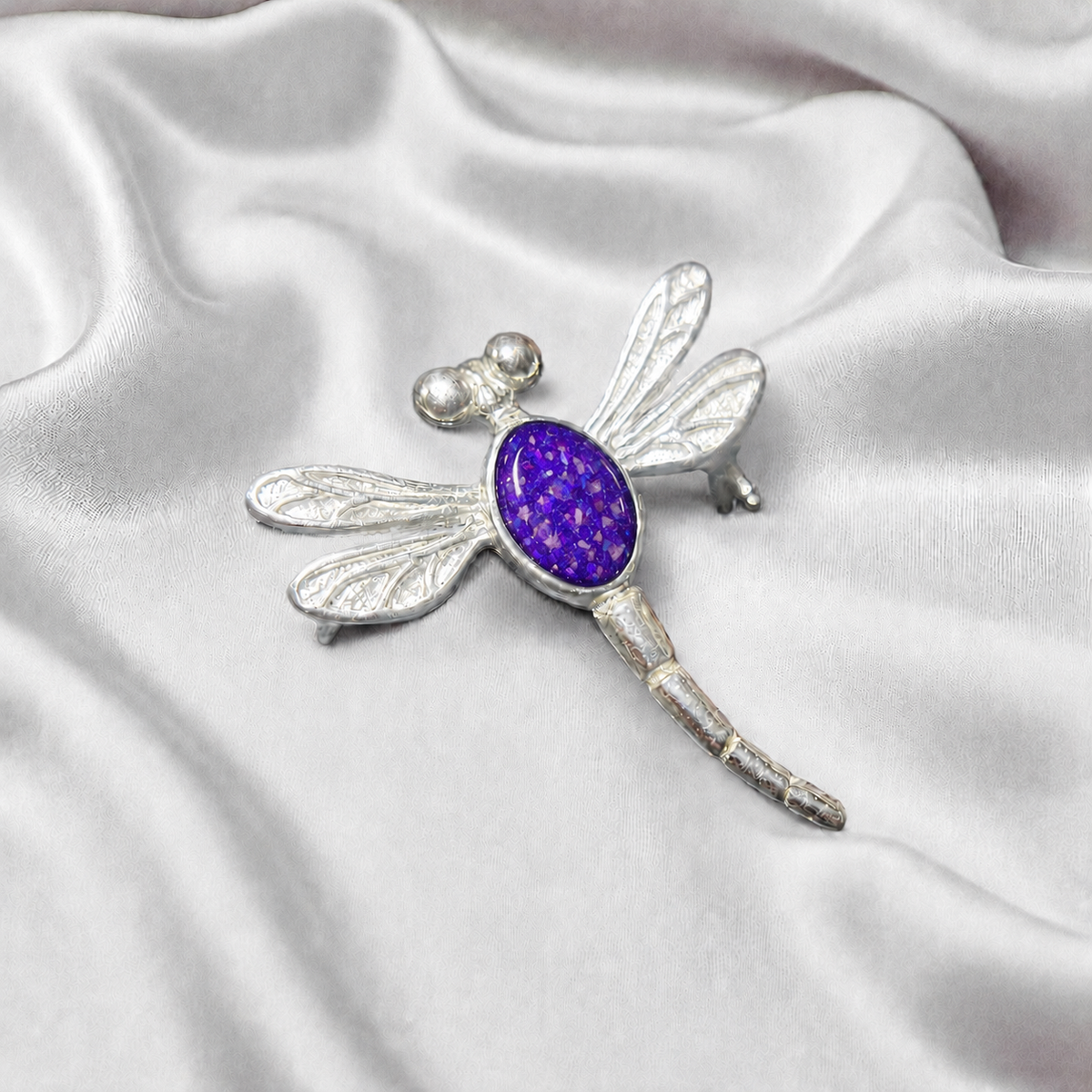 Keepsake Memorial Silver guiding light dragonfly brooch in Sleepy lavender- Handcrafted in the UK - by Keepsake Memorial Jewellery