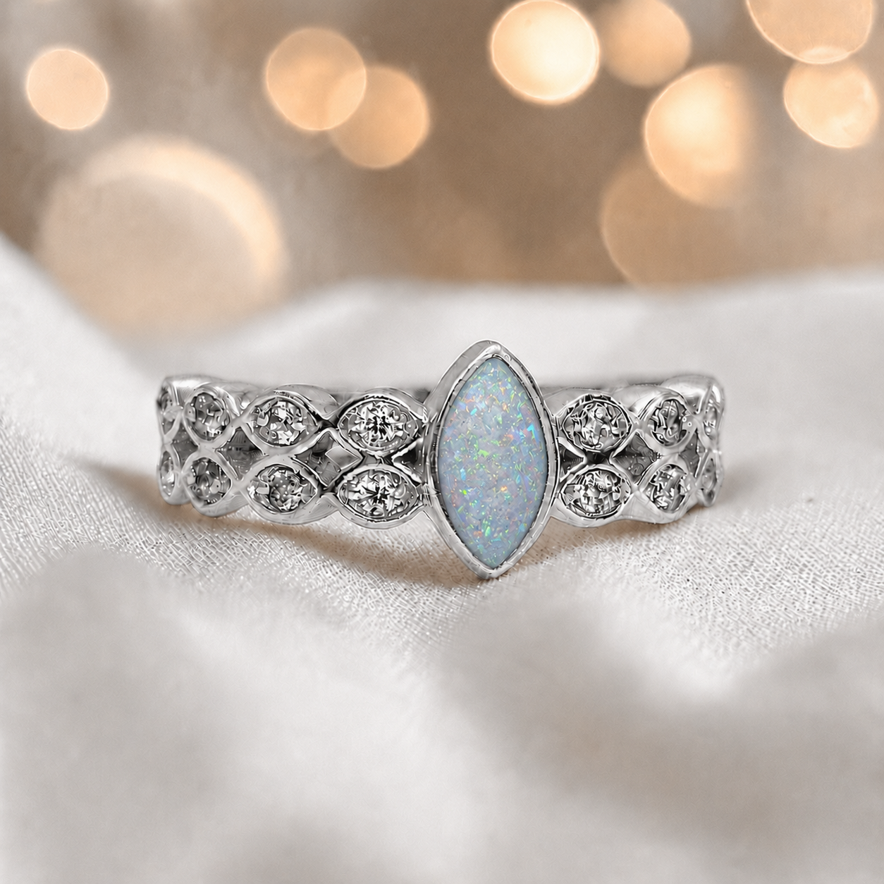 Keepsake Memorial Silver Serenata Ashes Ring in White Snow - Handcrafted in the UK 