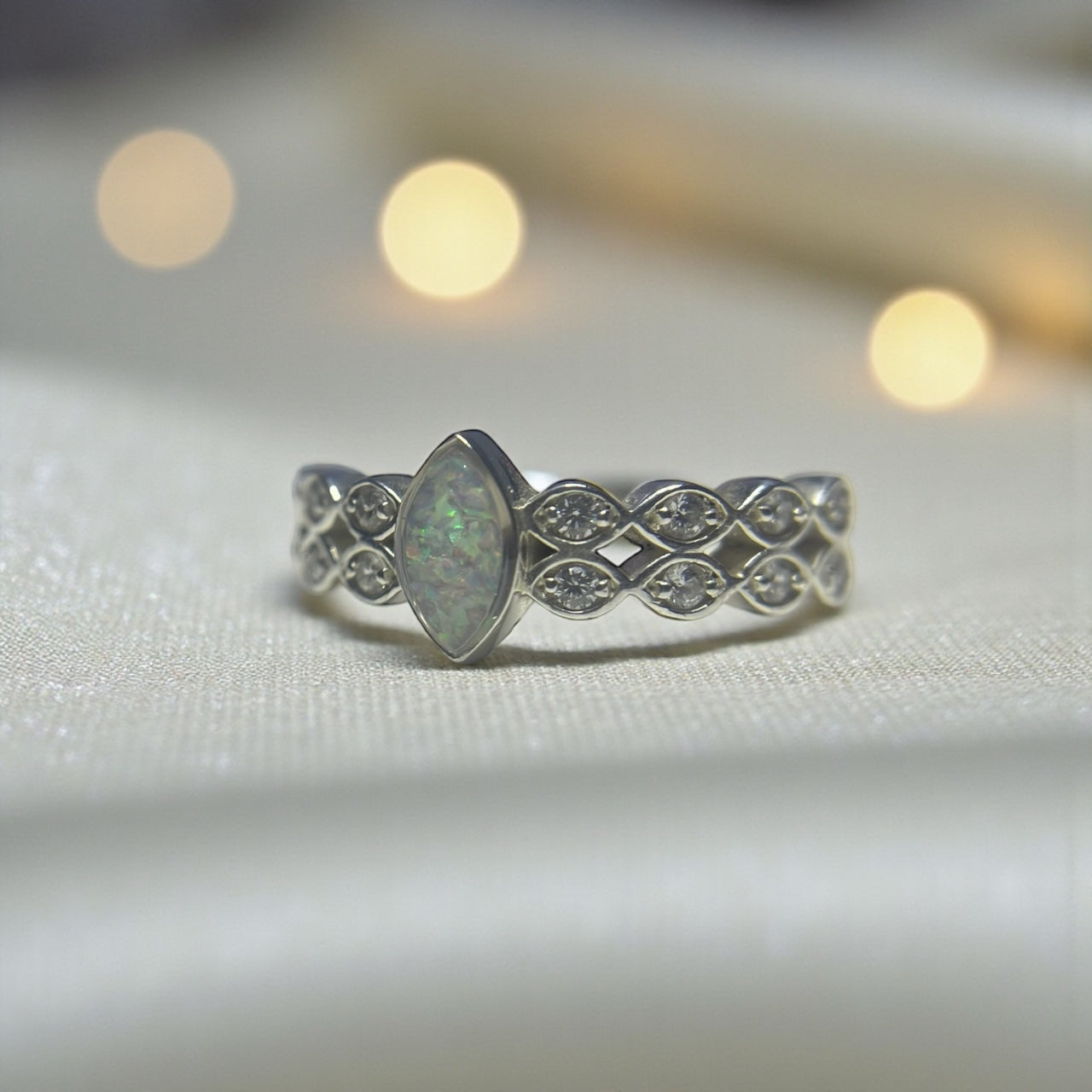 Serenata Ring — sterling silver memorial keepsake ring, handcrafted in Lancashire, UK