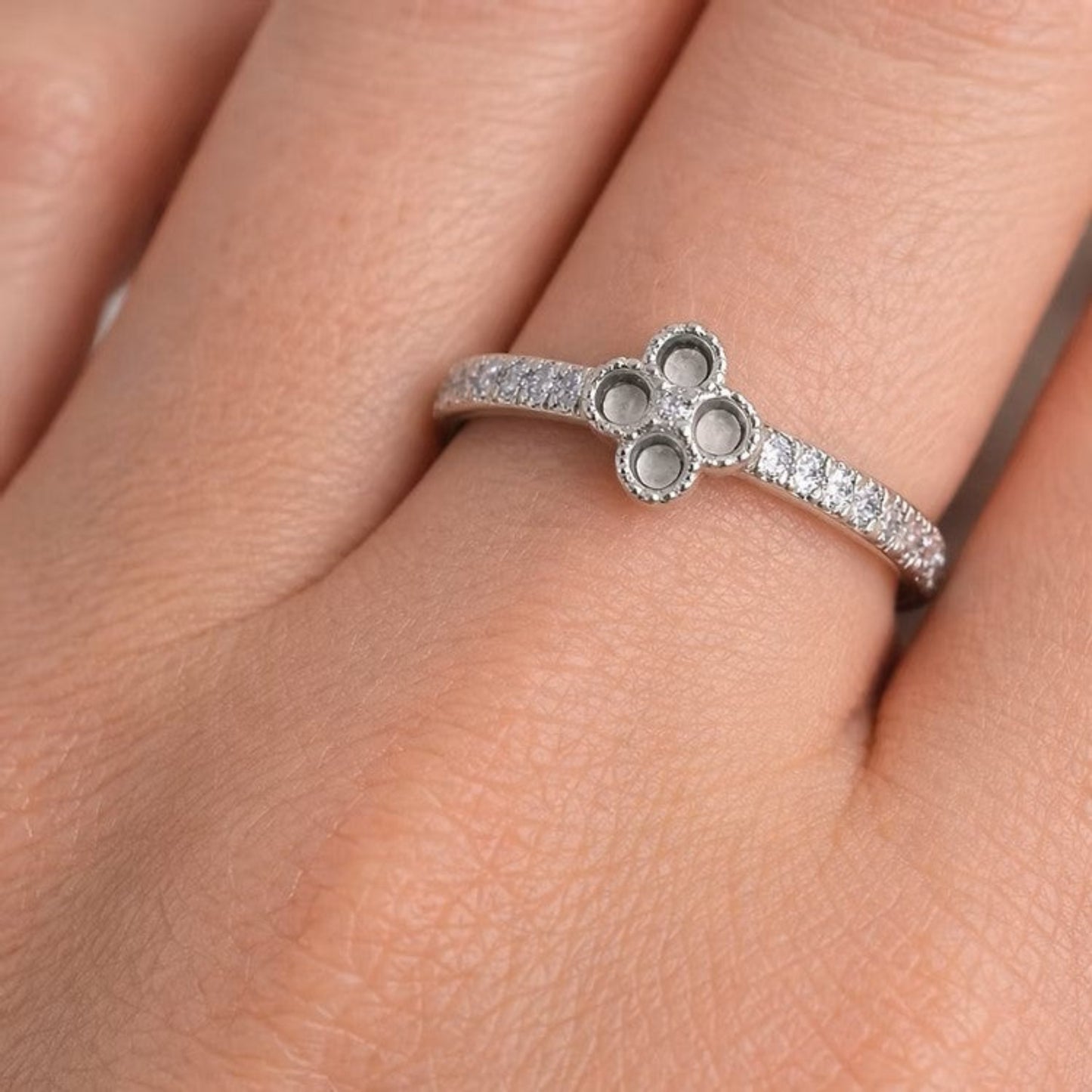  Clover Ring — sterling silver ashes memorial ring, close-up detail, handcrafted in Lancashire, UK