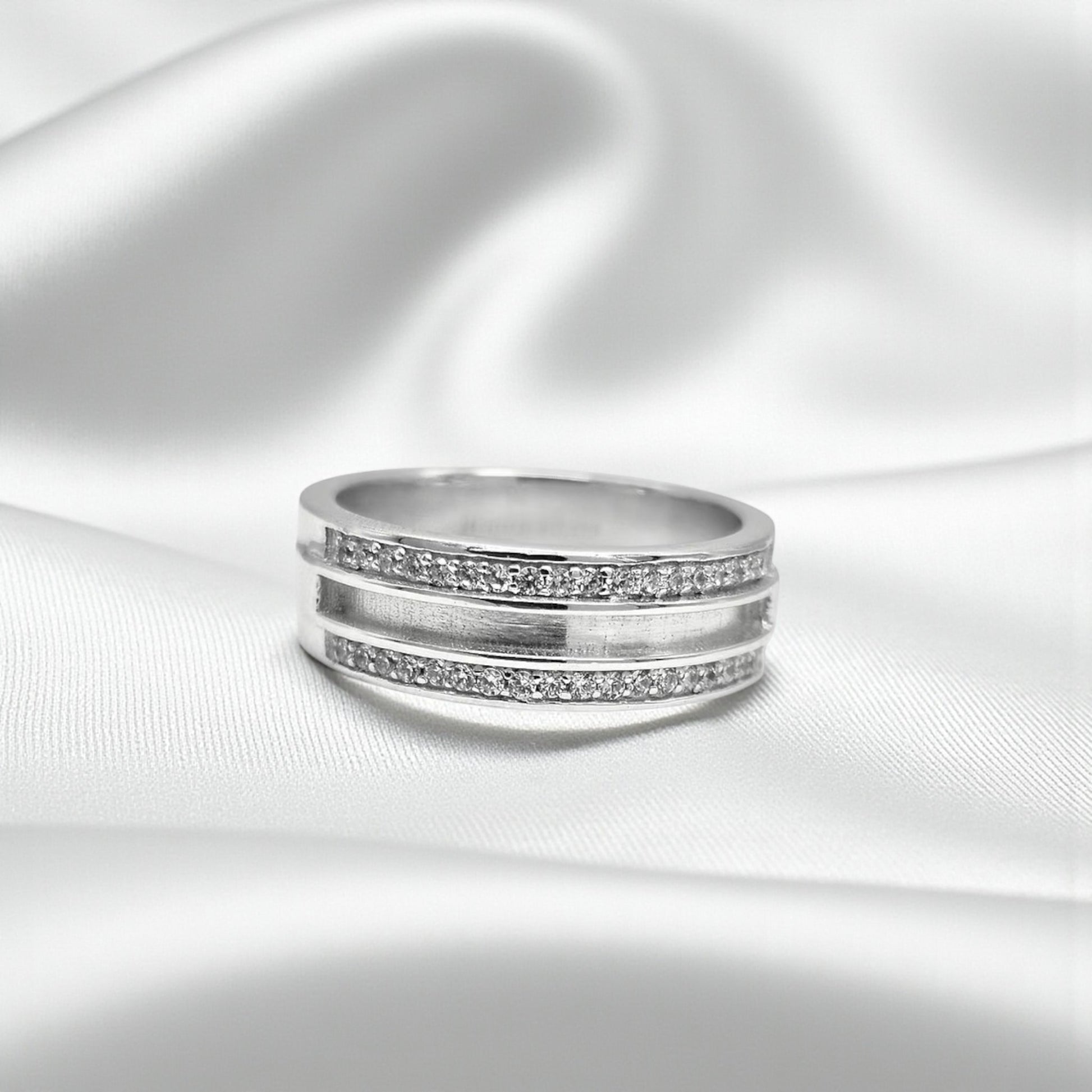 Silver keepsake memorial ring, handcrafted in Lancashire, UK