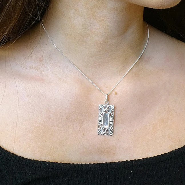 Striking Solid 925 silver fancy oblong embossed pendant