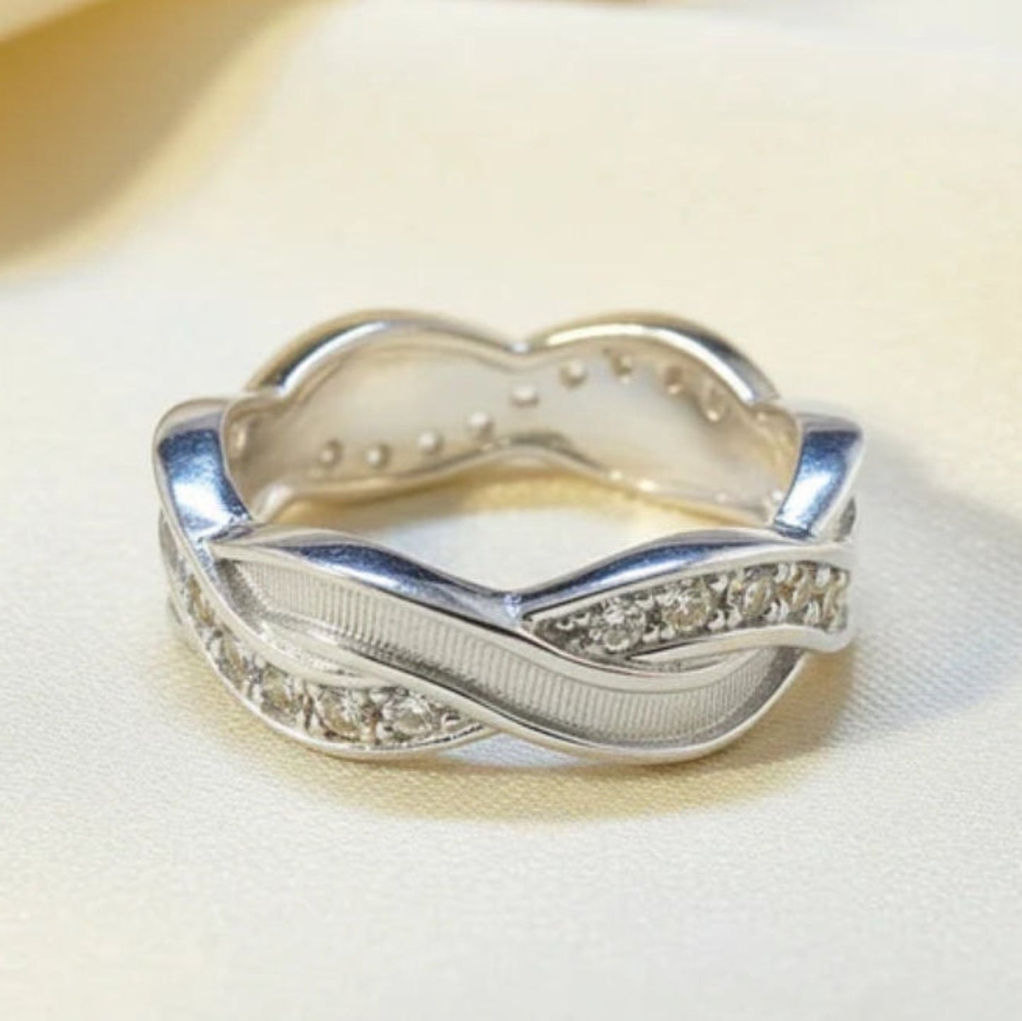 Grace Band — silver entwined memorial ashes ring, handcrafted in Lancashire, UK