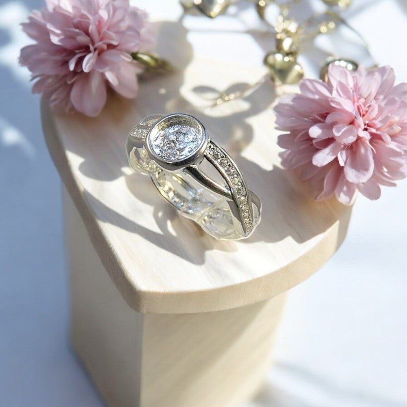 Solid 925 Silver Entwined Ring With CZ