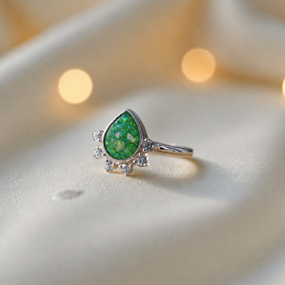 Keepsake Memorial Silver Eternelle Ashes Ring in Fruit Green - Handcrafted in the UK