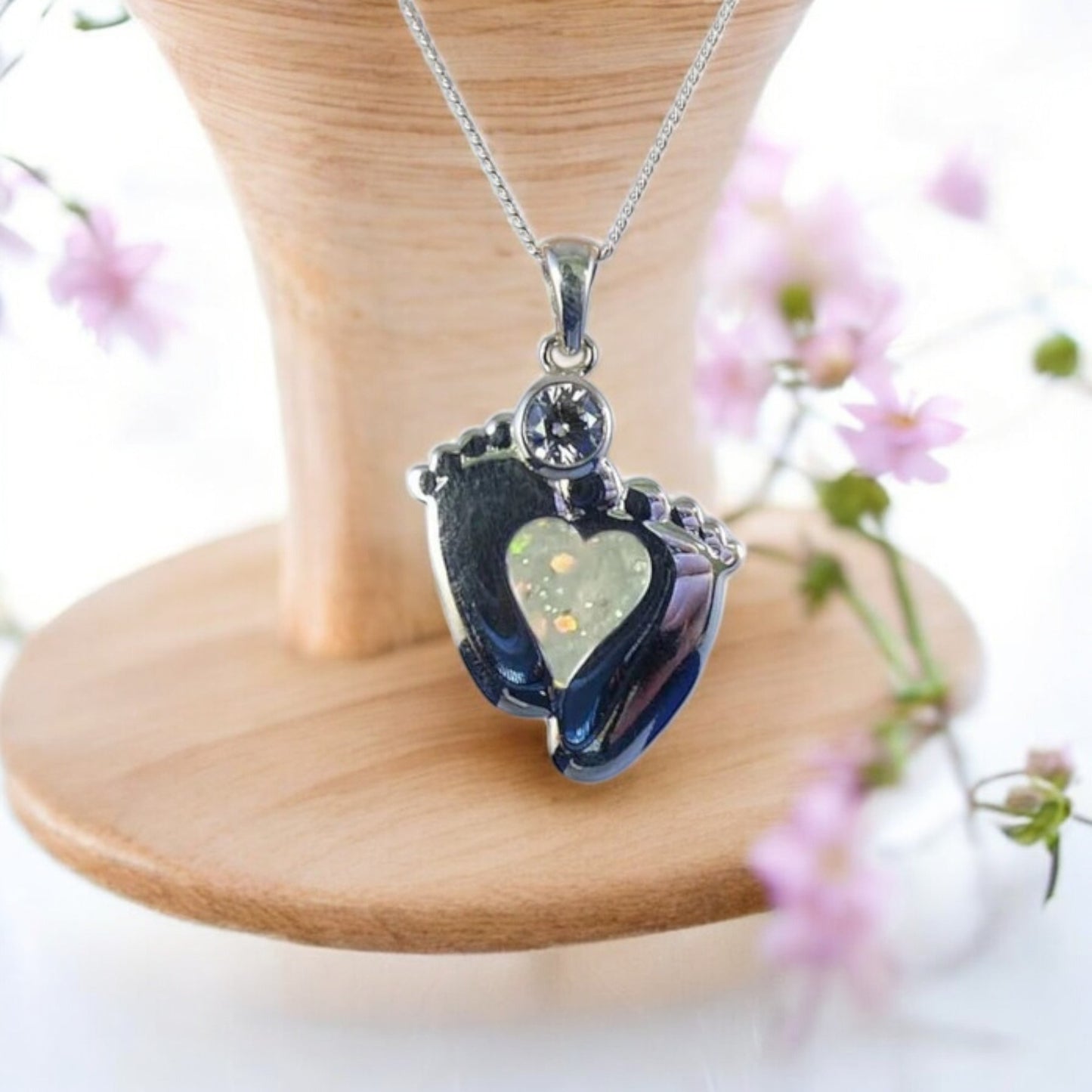 Elegant Footprints in the sand Solid 925 Silver Pendant