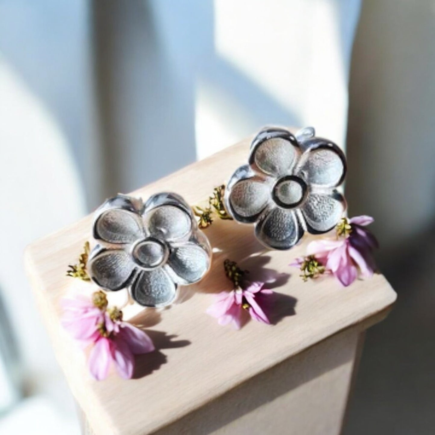 Solid 925 Silver 'Forget me Not' Stud earrings