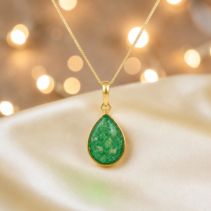 Fruit green Golden Whisper 9ct gold pendant, handcrafted in Lancashire UK – by Keepsake Memorial Jewellery