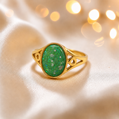 Fruit Green Margot 9ct gold signet memorial ring, handcrafted in Lancashire, UK – by Keepsake Memorial Jewellery