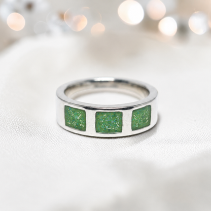 Fruit Green vigil men's sterling silver memorial ring with triple setting, handcrafted in Lancashire UK by Keepsake Memorial Jewellery